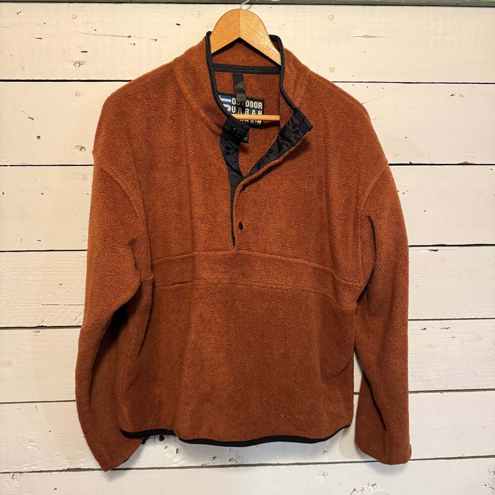 Vintage y2k Champs - outdoor urban terrain sweater. Lize L